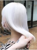 純白ホワイト
