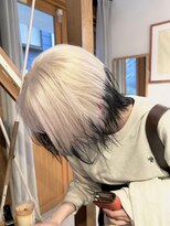 マニア(mania.)&nbsp;ホワイトカラー裾カラーエンドカラールーツカラーデザインカラー