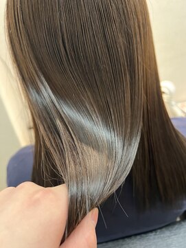 リバティ(liberty) 艶髪ストレート