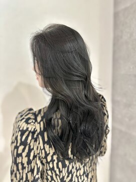 アクション 心斎橋店(ACTION) 20代30代レイヤーカット　顔まわりカット　アッシュグレー