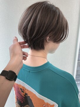 コモダ 神戸三宮(comoda) くびれショート / ショコラベージュ / ブリーチなし