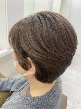 カットハウス ニューヨーク(CUT HOUSE NEW YORK) 丸みショート