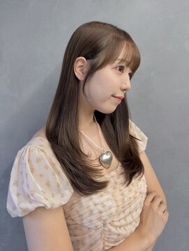 アイユー(ii+U) 顔まわり レイヤーカット 艶髪