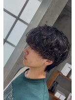 フィフスパーク(fifth PARK)&nbsp;渋谷ルーズパーマ無造作シャドウパーマfifth束感メンズパーマ