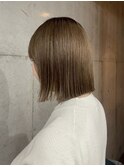 オリーブグレージュ/切りっぱなしボブ