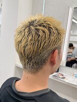ルースト 南堀江店(ROOST)&nbsp;刈り上げセンターパート/波巻きツイストスパイラル/南堀江