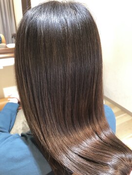 トゥーリ 筑紫野店(tuuli) tuuli 八谷昌直 美髪 艶髪