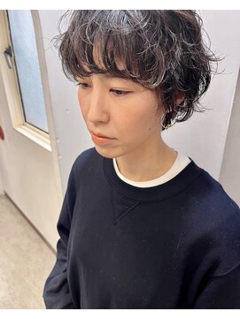 ラビリンス(Labyrinth) 大人ショートとやわらかパーマスタイル