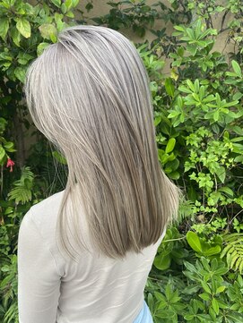 ウェスト(WEST) ホワイトグレージュ