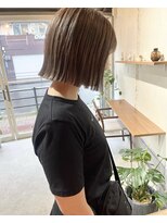 ユニ(uni)&nbsp;ハイトーンボブ/ミニボブ/切りっぱなしボブ/20代/30代/40代