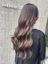 ベージュオブチル(Beige of chill)&nbsp;艶髪ナチュラルベージュ x ふんわりカール