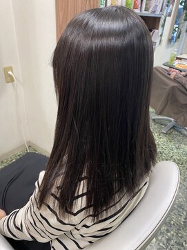 エモーション(emotion) 艶　縮毛矯正