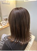秋冬のヘアカラーネイビーベージュ
