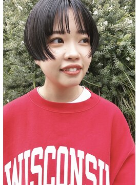 アパートメント401.402 ヨンマルイチヨンマルニ(apartment401.402) 個性派ショートボブ