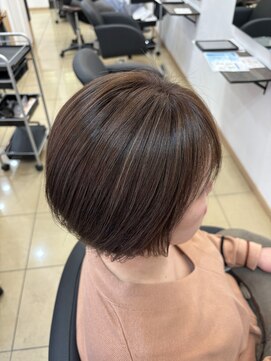 オーリーヘアー(Olliy hair) ナチュラルブラウン/ココアブラウン/大人ショート/30代40代50代