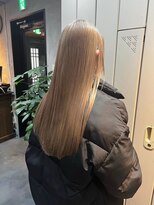 ラディックス(LADiX)&nbsp;ミルクティーグレージュ髪型 ミディアムレイヤーカット