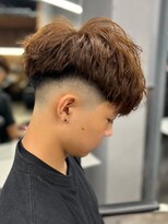 エルマーク 松山(L-MARK) マッシュ/ヘアカラー/ナチュラルカラー/ツーブロック/メンズ