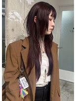 ゾーイ ダイミョウ 天神大名(ZOEY daimyo)&nbsp;福岡天神大名 レイヤーカット ハッシュカット 顔周り ボルドー