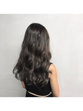 タグ(#tag) #モノトーンアッシュ