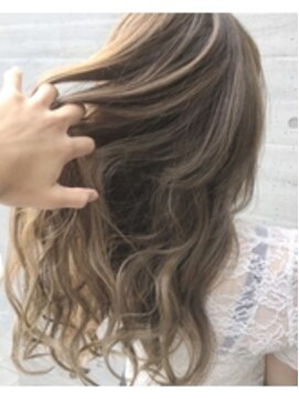 アライブ キチジョウジ(ALIVE Kichijoji) 【ALIVE 吉祥寺】ミルクティーカラーべージュハイライトカラー