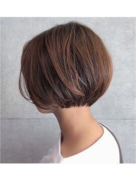 シェノン(hair make CHAINON) 襟足すっきりショートボブ