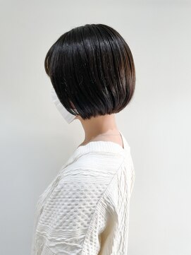 ネイヴィル(navile) 春のボブスタイル◯スッキリミニボブ　20代30代40代