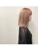 #ミディアムボブ×ハイトーンベージュ
