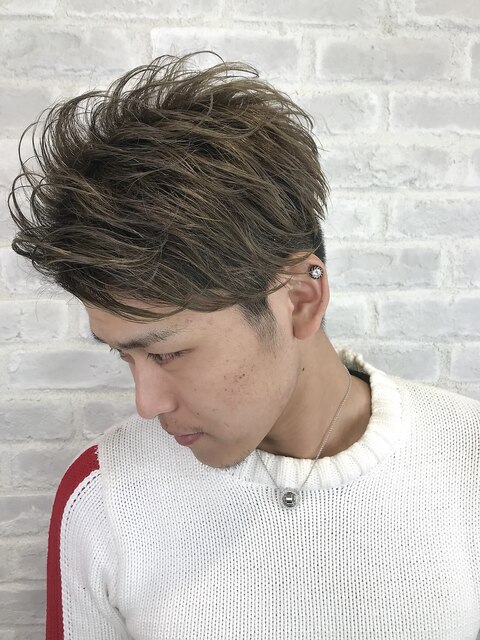 MEN'S HAIR 刈り上げサイドパート×プラチナベージュ