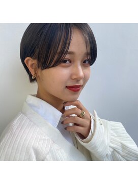 ガーデン オオタカノモリ(garden otakanomori) ハンサムショート　大人可愛い　　ミニボブ　シースルーバング