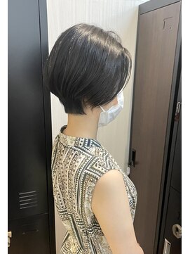 ギフト ヘアー サロン(gift hair salon) 【くびれショート前下がり】原口健伸