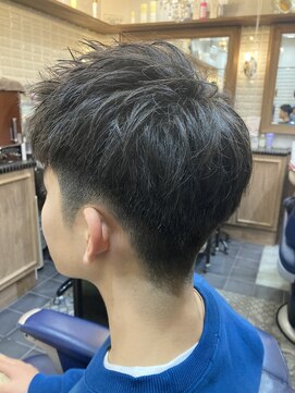 ルピナス 中田(Lupinus) アップバングショートスタイル