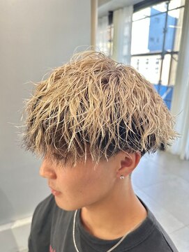 ネイバー 立川(Neighbor) メンズカットメンズパーマニュアンスパーマブリーチ[立川駅]