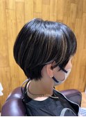 黒髪ショート