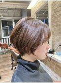 マッシュショートボブ×マロンベージュ×天使の羽バング