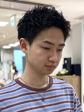 シャルムバイケンジ(Charm.by KENJE) 銀座メンズパーマ波巻きシャドウパーマツイストスパイラル無造作