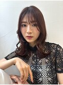 くびれヘア　外ハネ鎖骨ミディ