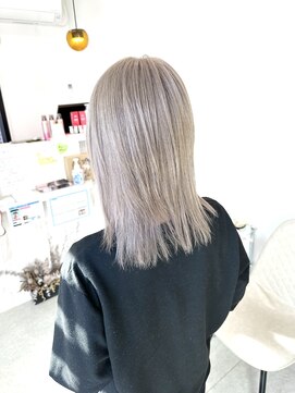 イロアイ(iro I) グレージュ