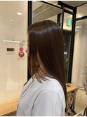 ベージュ