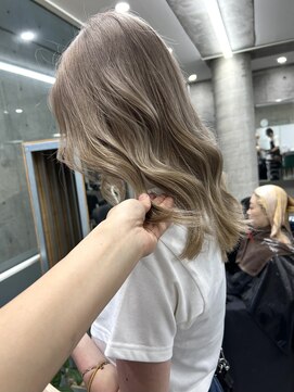 ウェーリング(Welring) azusa_デザインカラー　フェイスフレーミング