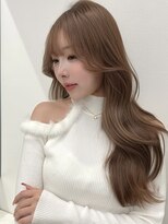 アイトーキョーエス 渋谷(AI TOKYO S)&nbsp;ロングレイヤーヘーゼルベージュブリーチなしダブルカラー透明感