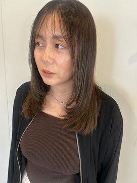 ニナル(Ninal) 大人の抜け感レイヤー × オリーブアッシュ