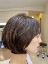 ビーワンヘアー 藤井寺 土師ノ里(B1hair)&nbsp;丸みショートボブ/白髪ぼかしカラー