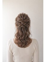 アーダーヘアサロン 武生店(ADER HAIR SALON)&nbsp;結婚式お呼ばれに！編み込み×波ウェーブのゆるふわハーフアップ