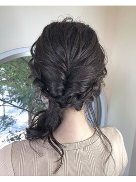 ルーチェ(luce) 簡単ヘアアレンジ