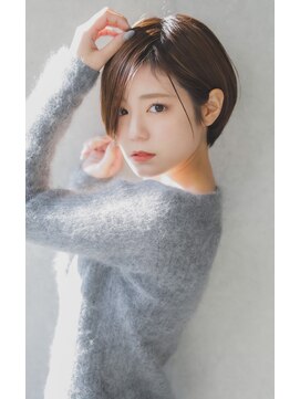 カライングドゥ(ing deux) 大人可愛い20代30代40代黒髪前下がりショートボブ丸みショート◎