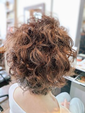 キートス ヘアーライフクリエイター(kiitos hair life creator) ふわしゅわボンパーマ