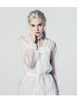 アンドインク(&inc)&nbsp;30代/40代大人ミディアムウルフレイヤー前髪あり小顔麻布十番