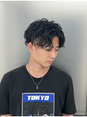 センター分けスパイラルパーマ【新宿】