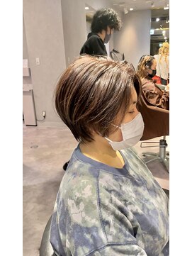 アース クロスガーデン川崎店(HAIR&MAKE EARTH) after→before右スワイプ→【白髪ぼかし・脱白髪染め】