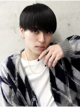 ゴート(GOATO) 刈り上げツーブロック黒髪マッシュ　ナチュラル